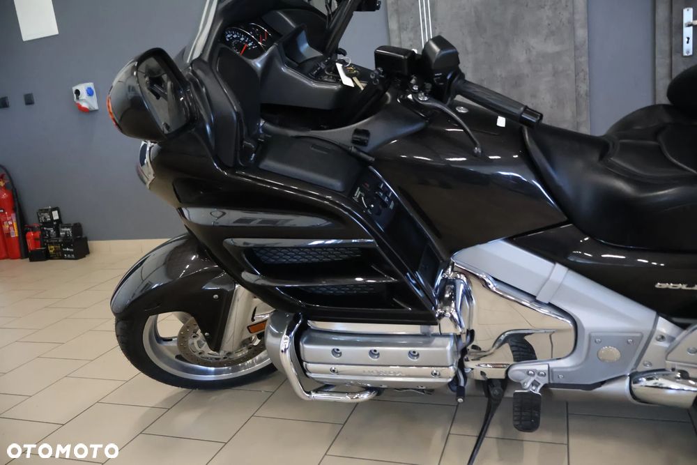 Honda GL - 29