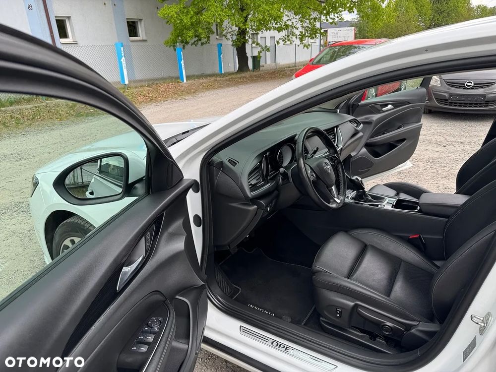 Opel Insignia - 20