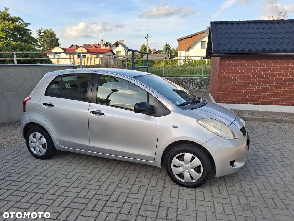 Toyota Yaris 1.0 Luna A/C - 13