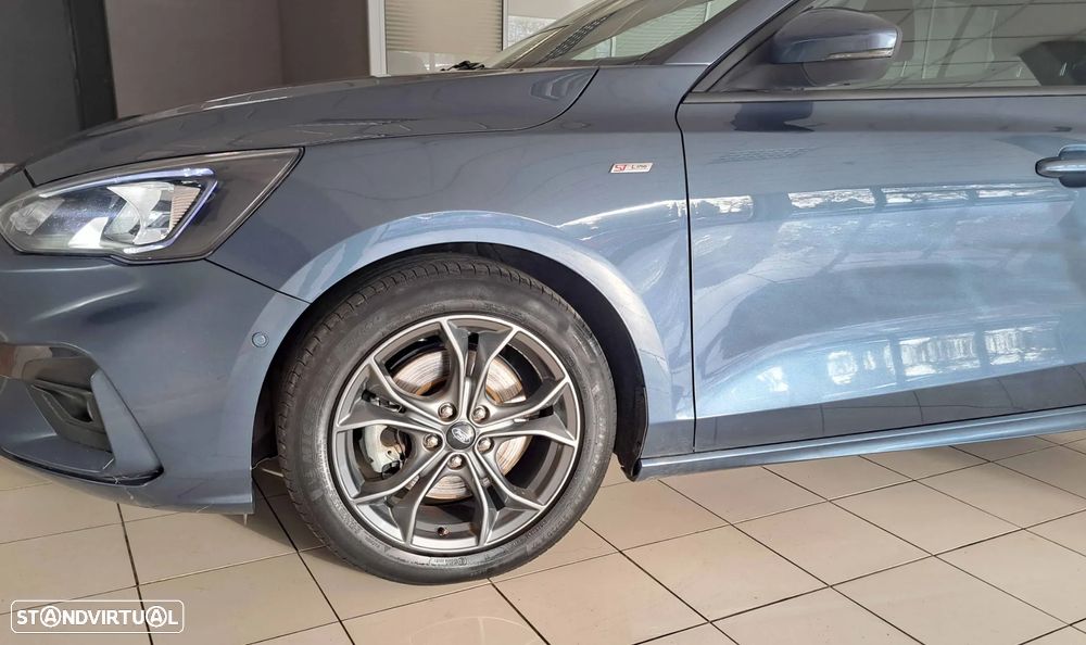 Ford Focus SW 1.0 EcoBoost MHEV ST-Line - 22