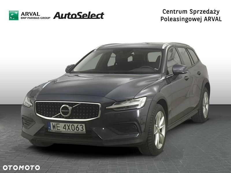 Volvo V60 Cross Country B5 B AWD - 1