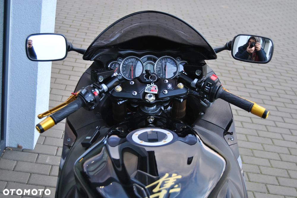 Suzuki GSX-R - 7