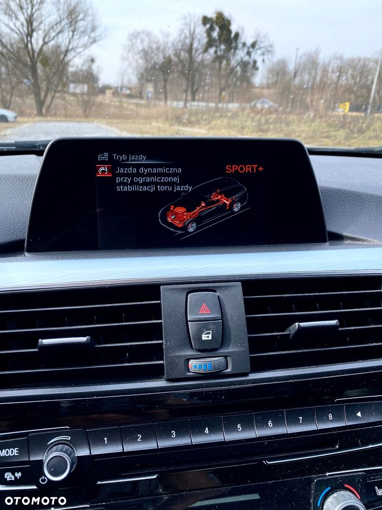 BMW Seria 3 325d DPF Edition Sport - 11