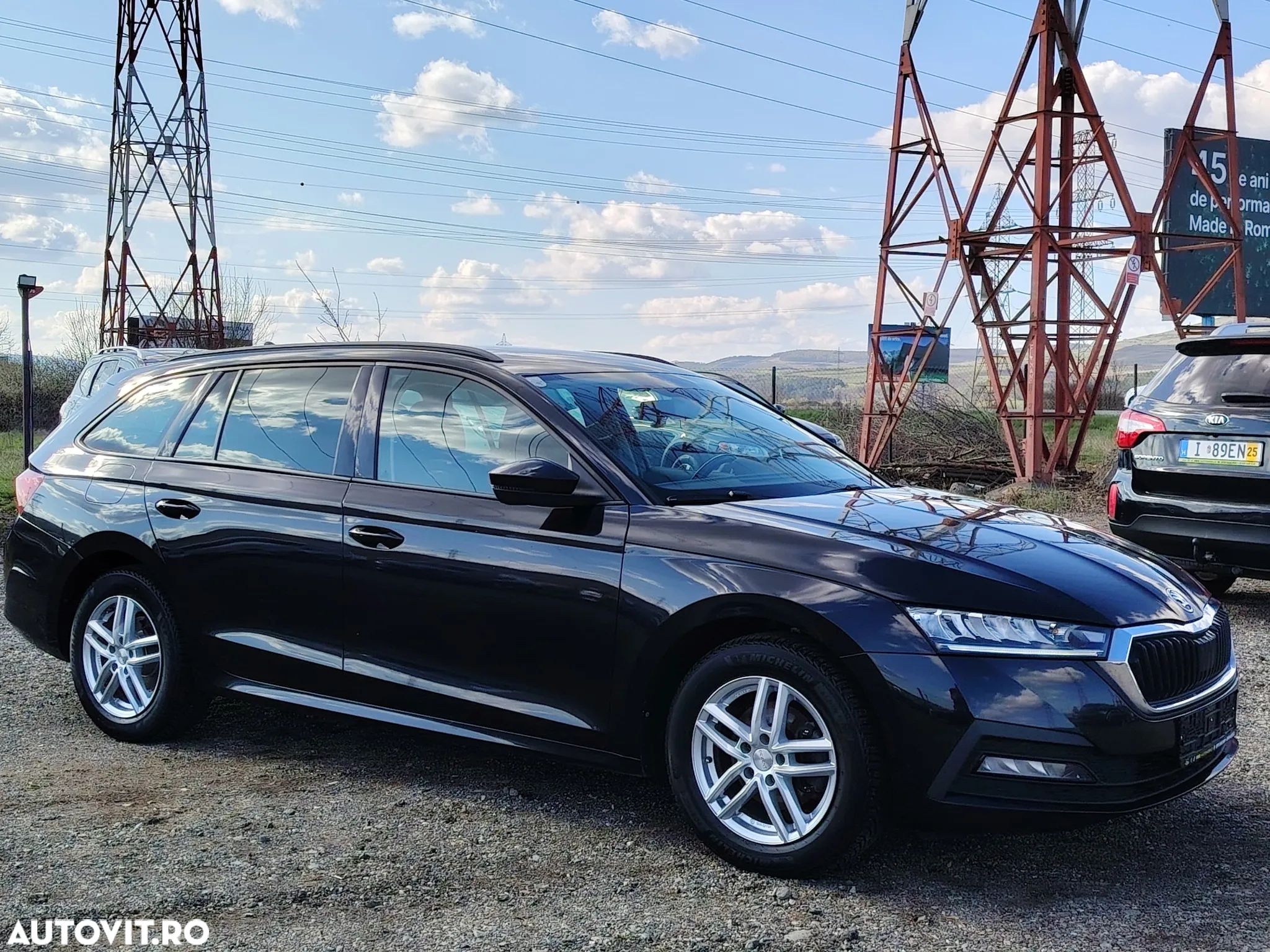 Skoda Octavia Combi 2.0 TDI DSG Style - 12