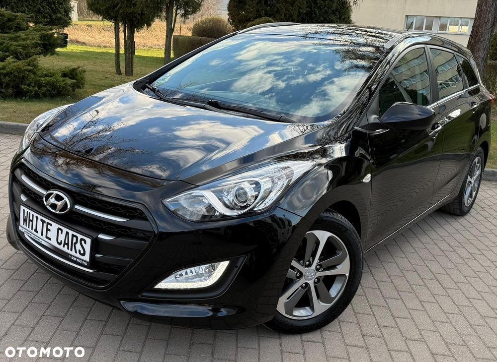 Hyundai i30 1.4 Passion - 33