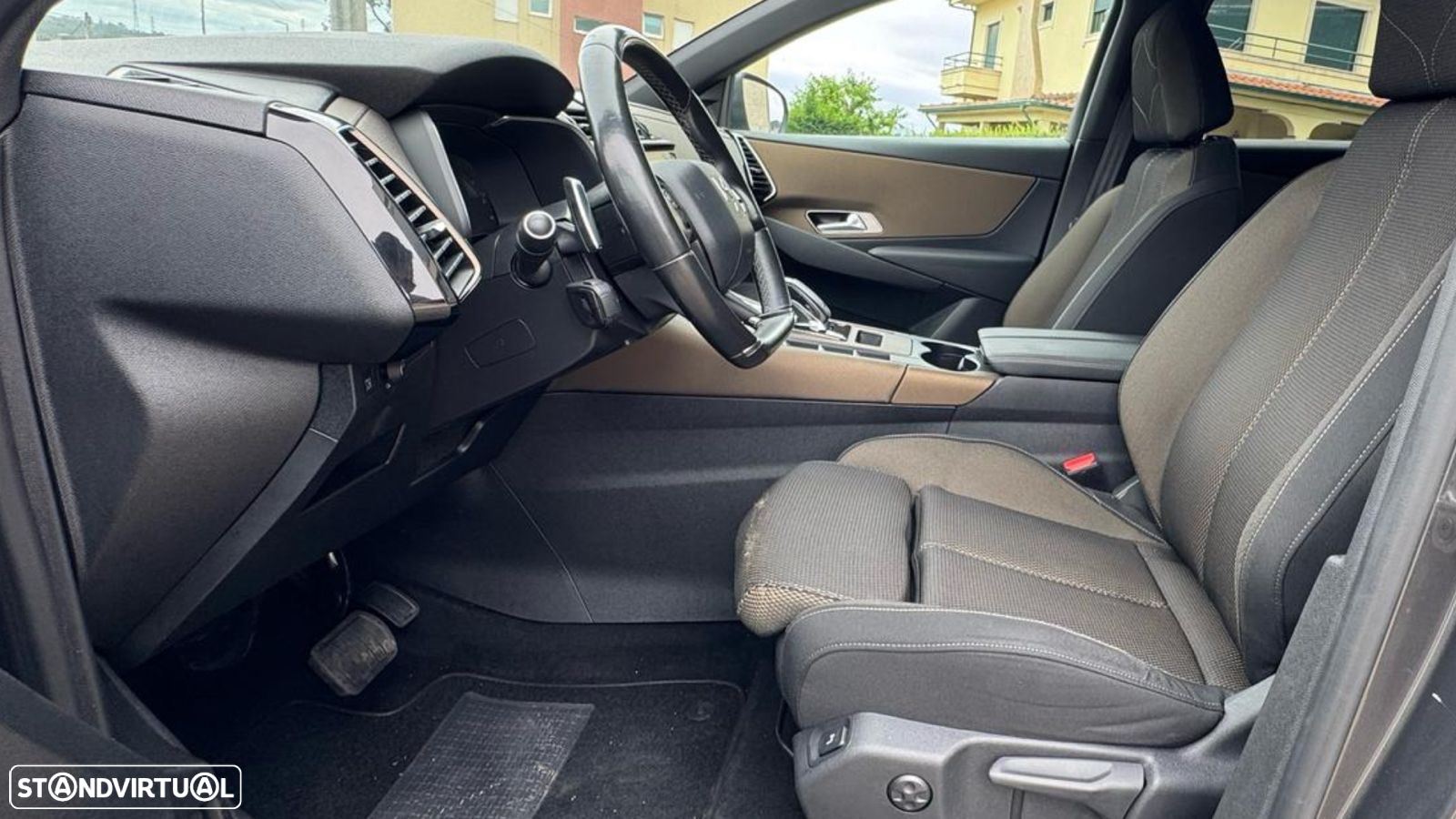 DS DS7 Crossback 1.5 BlueHDi Be Chic EAT8 - 19