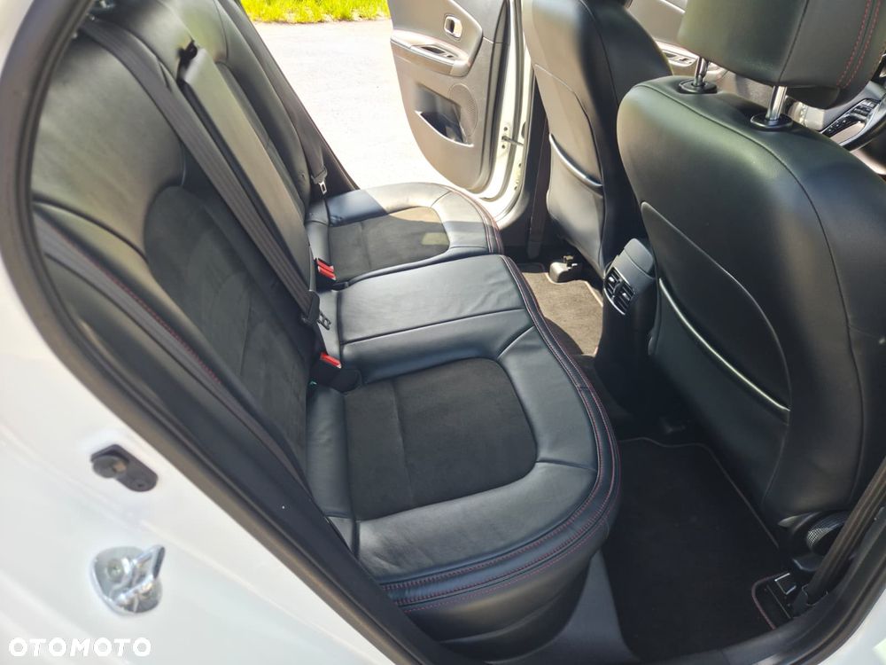 Kia Ceed 1.6 T-GDI GT-Challenge - 18