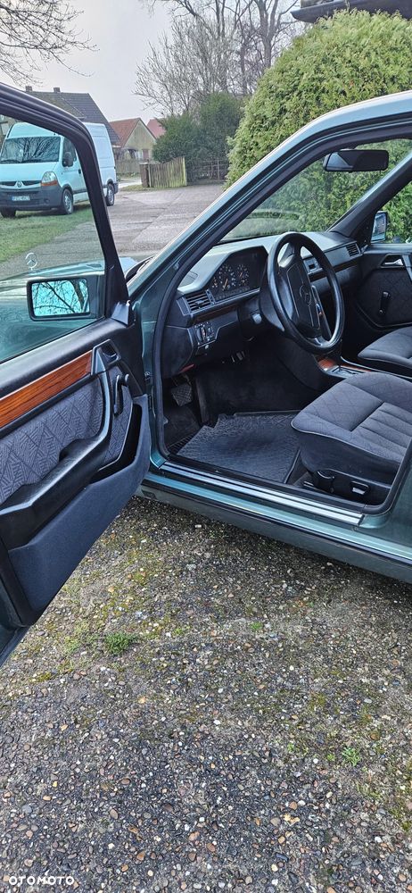 Mercedes-Benz W124 (1984-1993) - 10