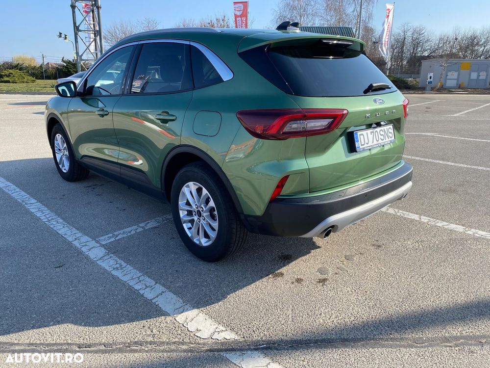 Ford Kuga 1.5 EcoBoost A8 FWD Titanium - 6