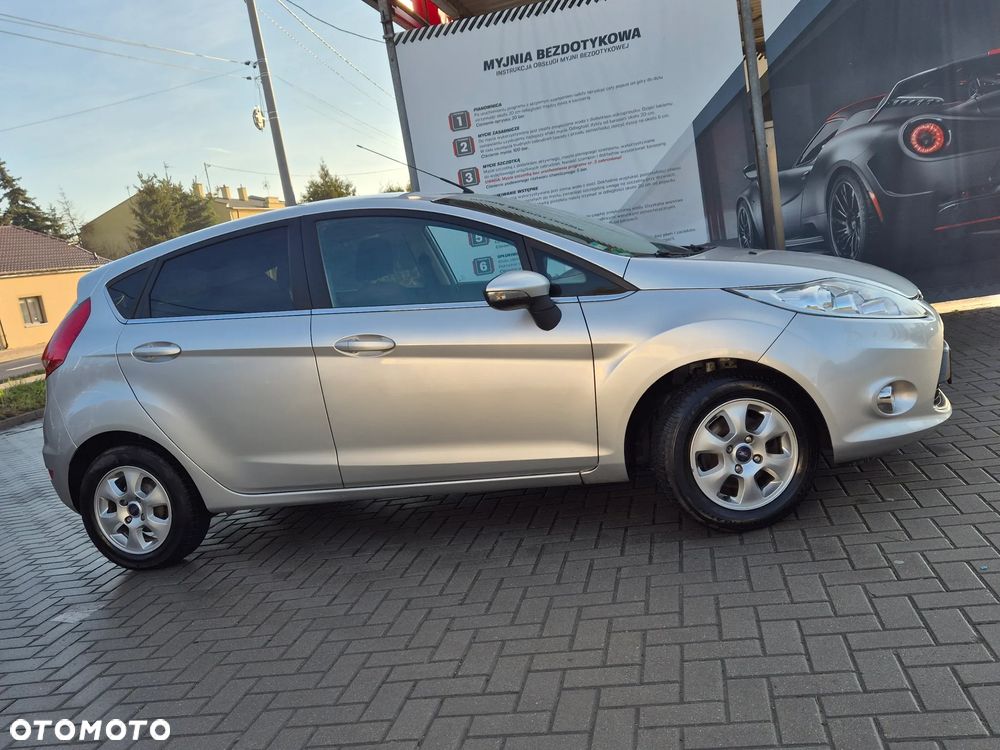 Ford Fiesta 1.4 Titanium - 14