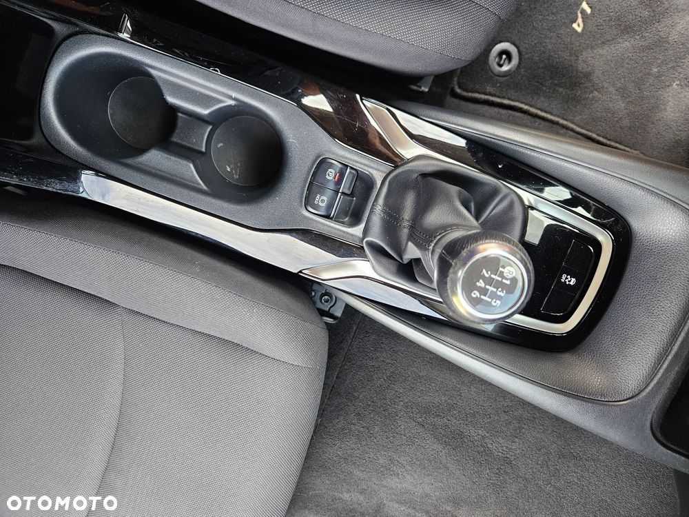 Toyota Corolla 1.5 Comfort - 17