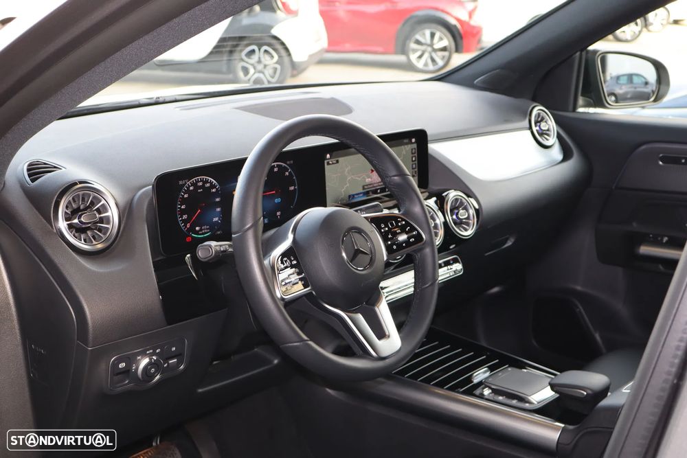 Mercedes-Benz EQA 250+ - 16