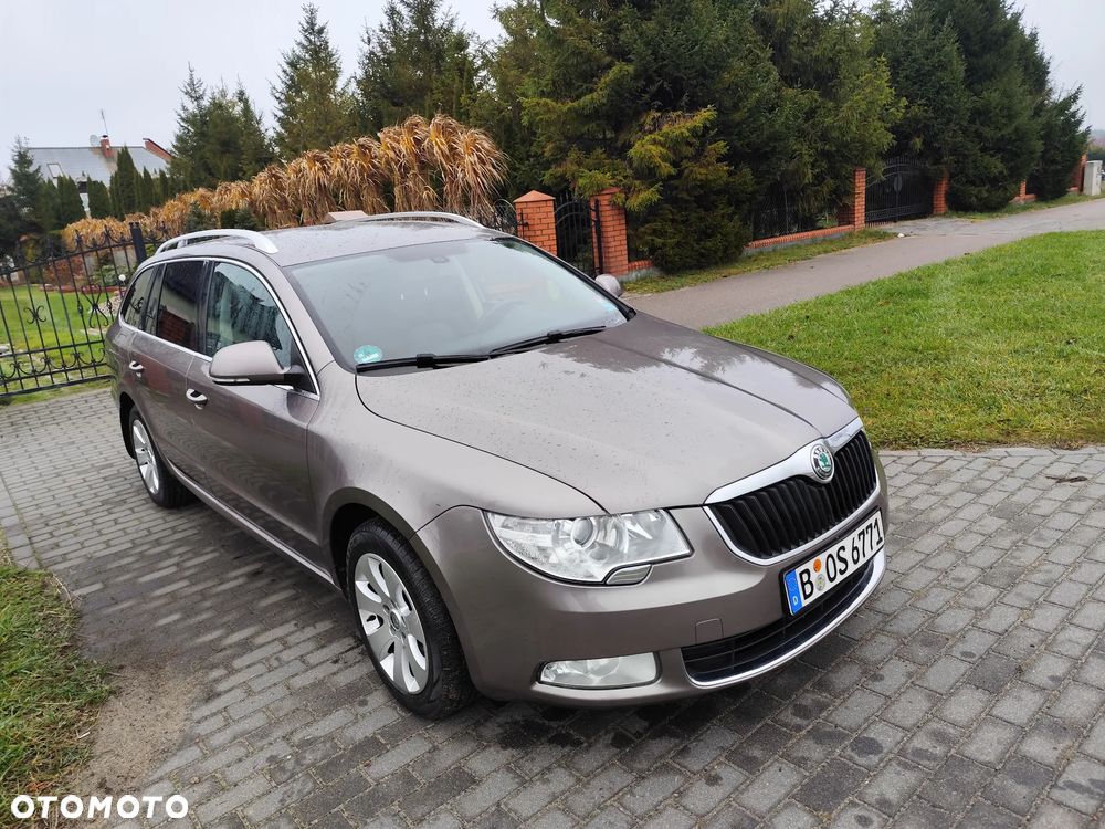 Skoda Superb 2.0 TDI Family - 1