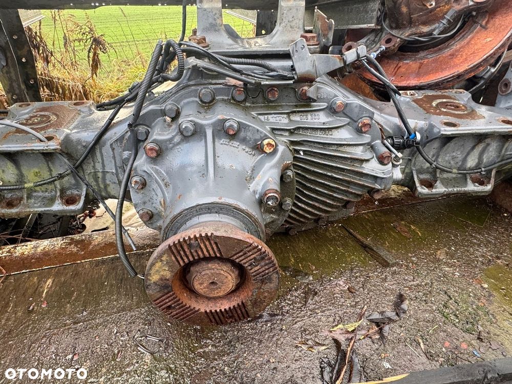 Most dyfer pochwa zwolnice mercedes Axor Arocs Actros 4x4 - 3