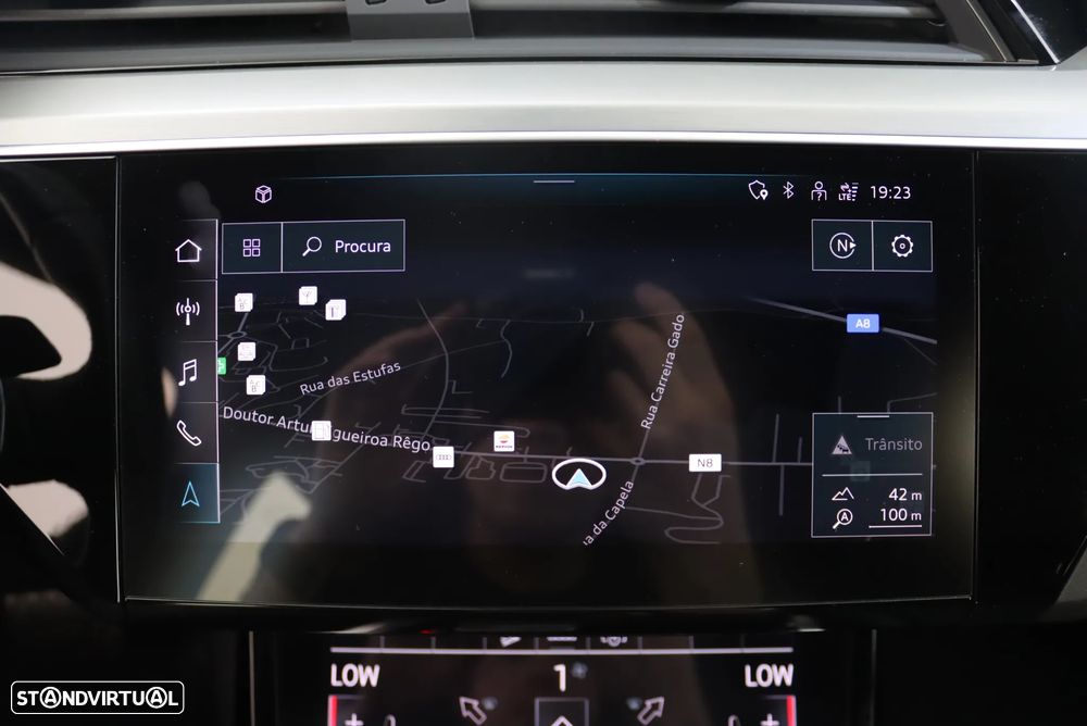 Audi e-tron 55 quattro S line - 36