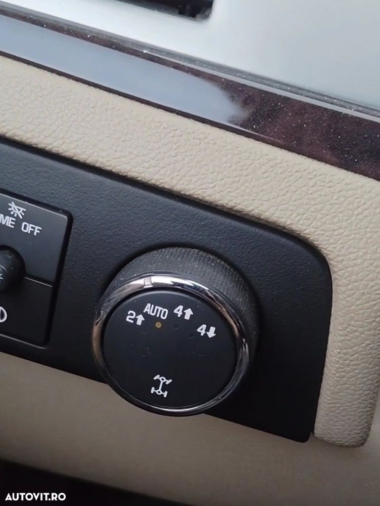 Cadillac Escalade 6.0 V8 Platinum - 16
