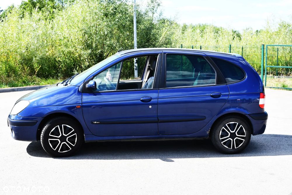 Renault Scenic - 3