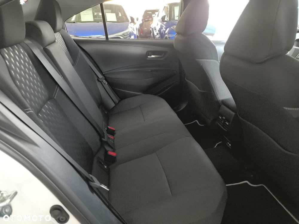 Toyota Corolla 1.8 Hybrid Style - 12