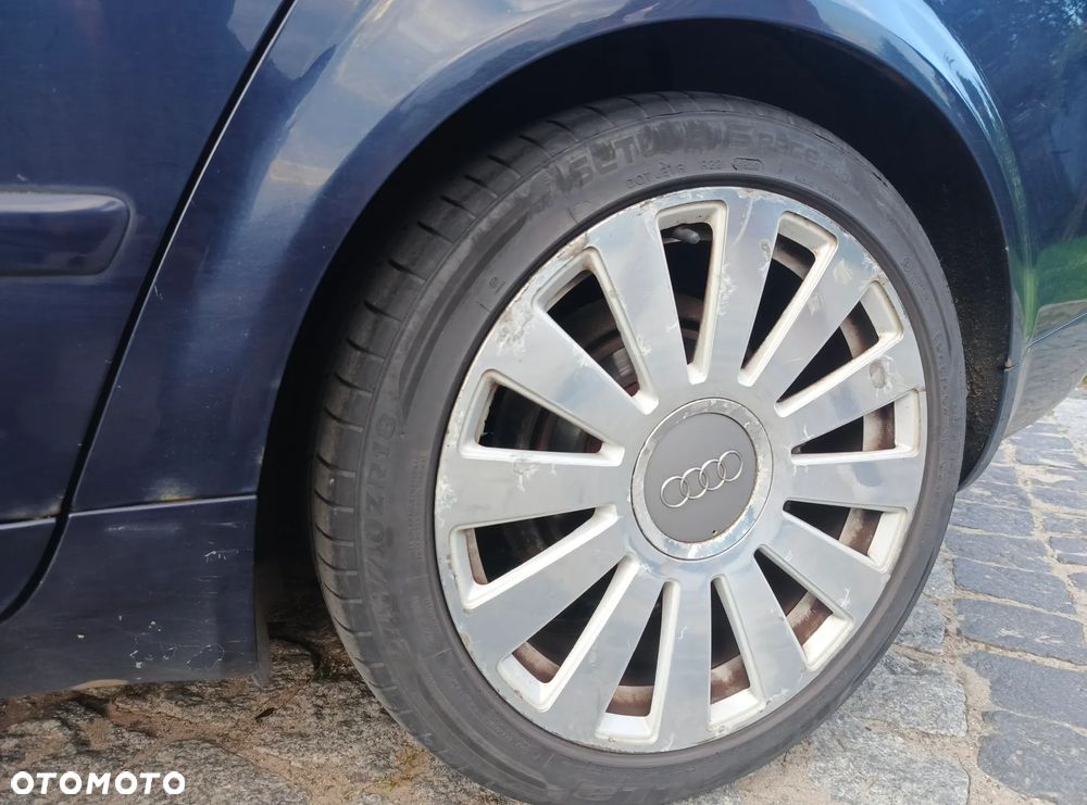 Audi A4 Avant 2.4 - 26