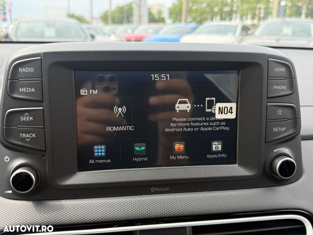Hyundai KONA - 11