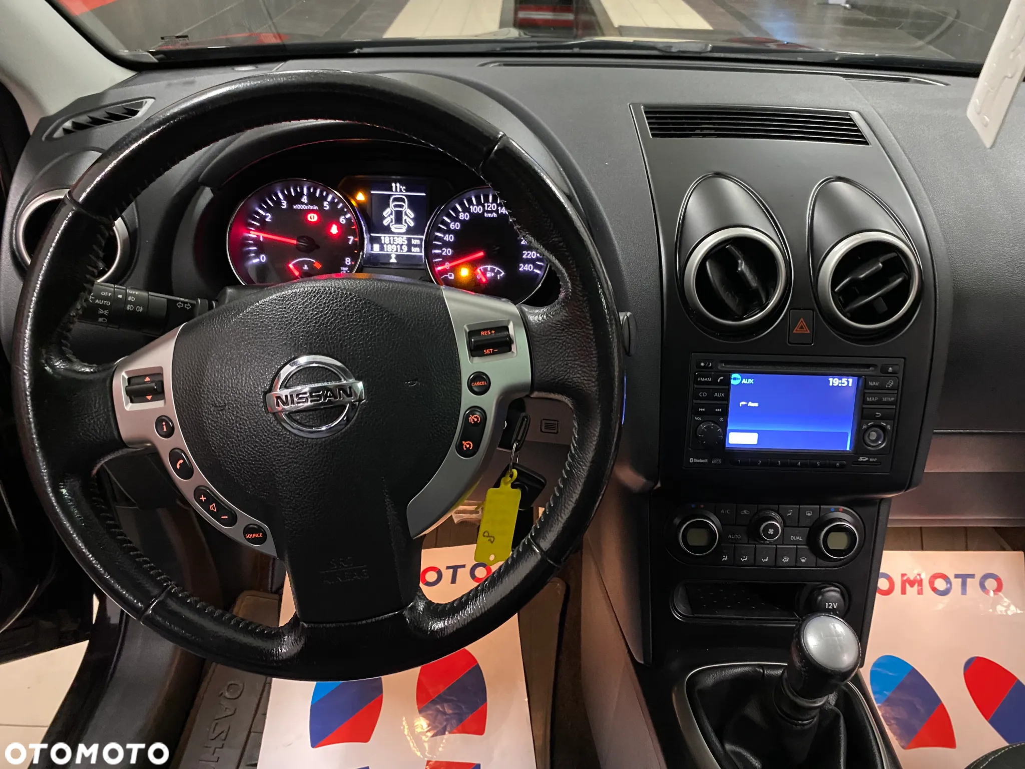 Nissan Qashqai 2.0 4 x 4 tekna - 12