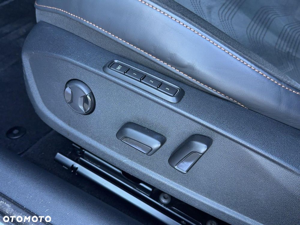 Cupra Formentor 2.0 TSI 4Drive VZ Tribe Edition DSG - 10