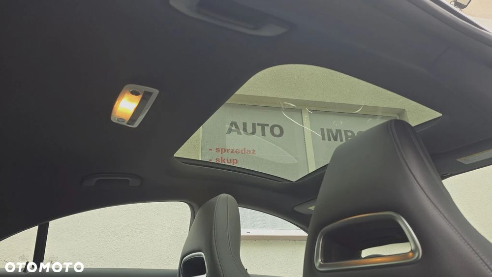 Mercedes-Benz CLA 250 4-Matic AMG Line - 17