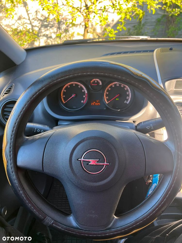 Opel Corsa 1.2 16V - 23