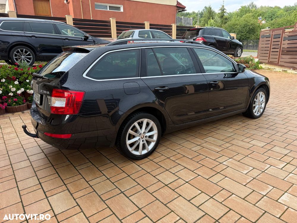Skoda Octavia 2.0 TDI Green tec DSG Elegance - 11