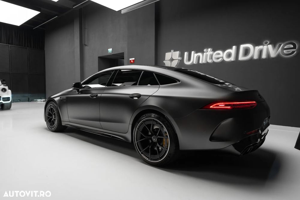 Mercedes-Benz AMG GT 4-door Coupe 63 S 4Matic+ - 8
