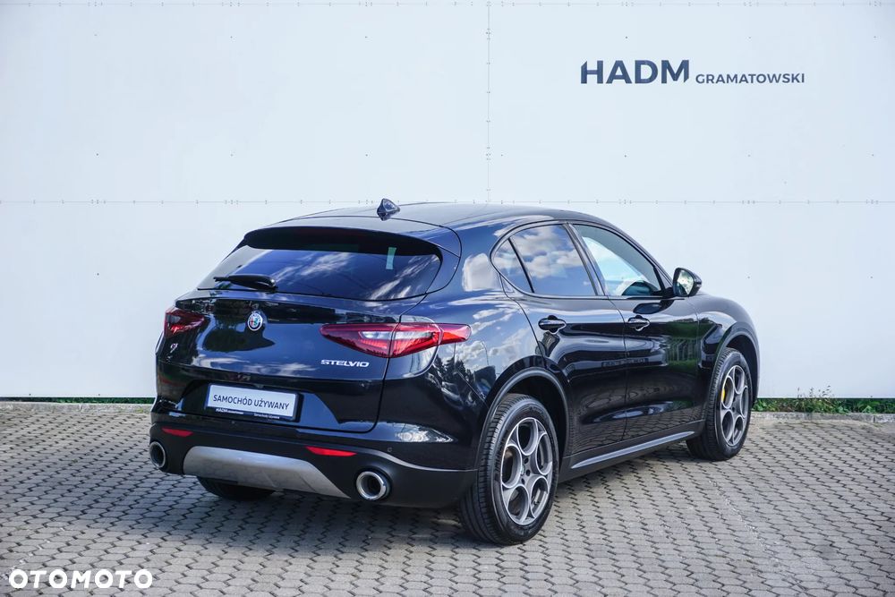 Alfa Romeo Stelvio 2.0 Turbo Super Q4 - 8