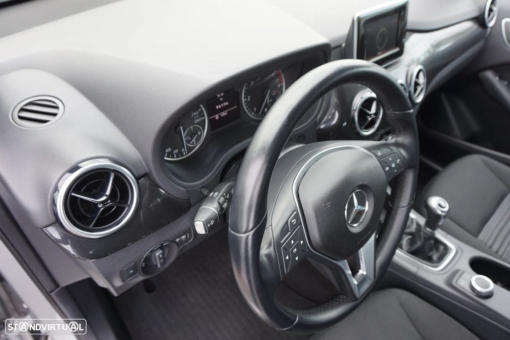 Mercedes-Benz B 180 CDi BlueEfficiency - 42