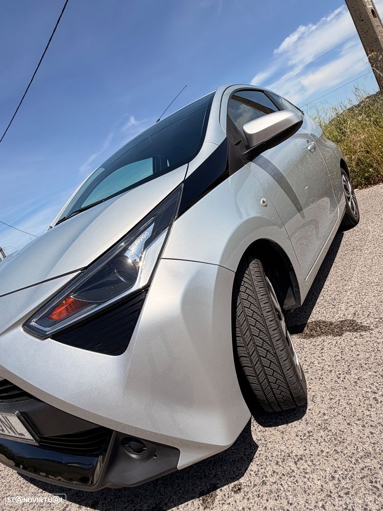 Toyota Aygo 1.0 X-Play Plus+X-Touch+TSS - 31