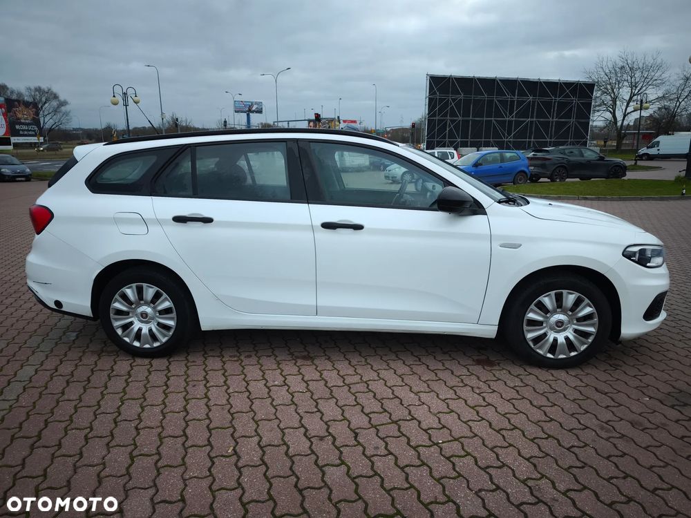 Fiat Tipo 1.4 T-Jet 16v Pop - 3