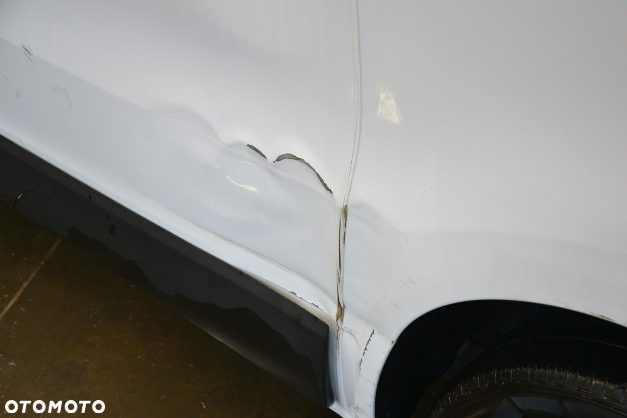 Nissan NV300 - 20