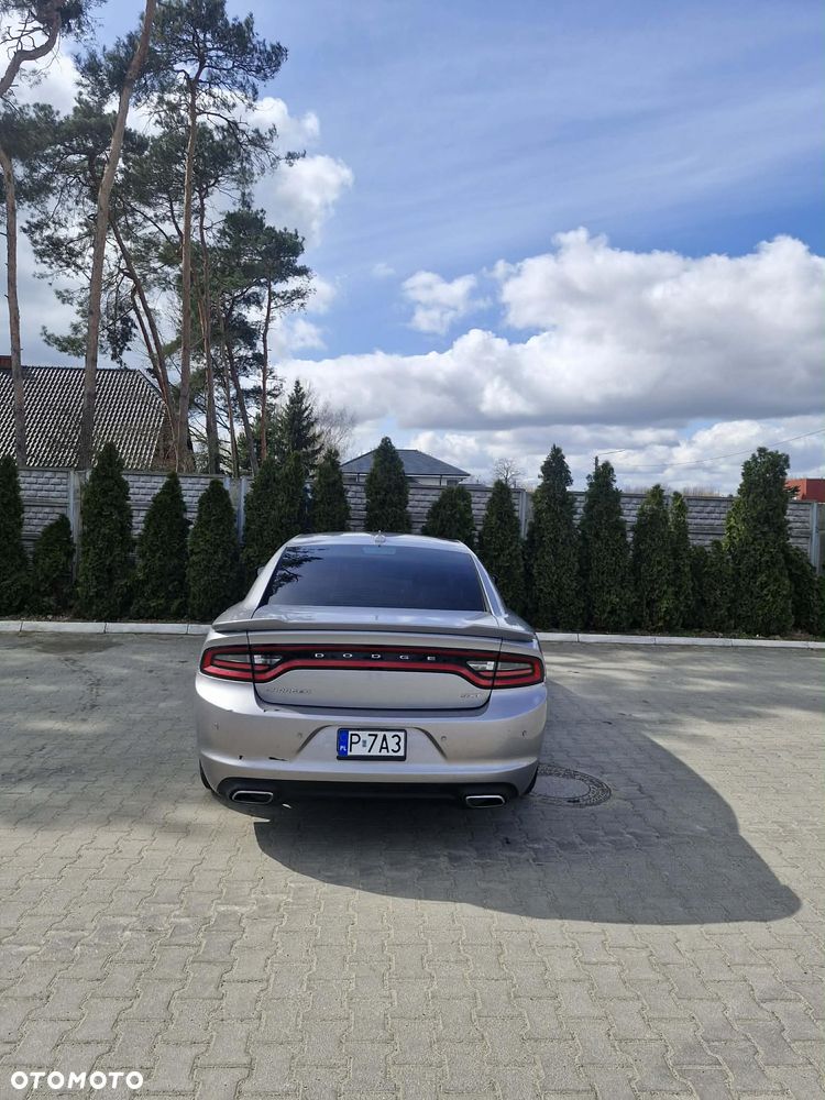 Dodge Charger - 4