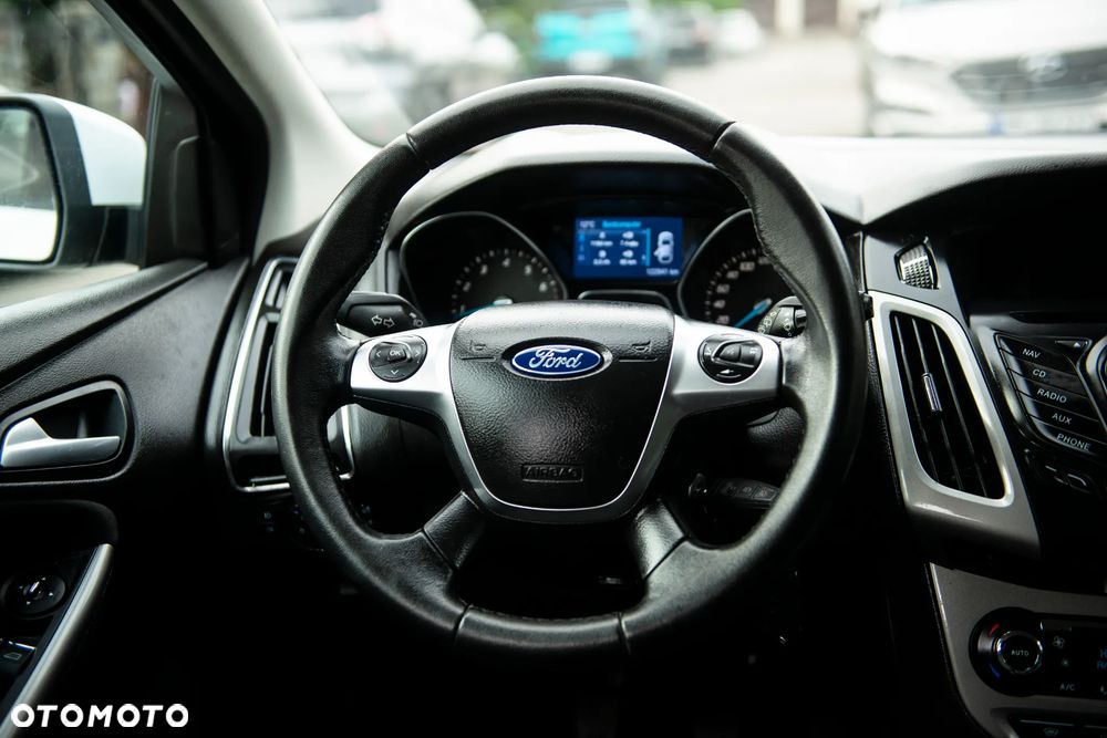 Ford Focus 1.0 EcoBoost Edition - 32