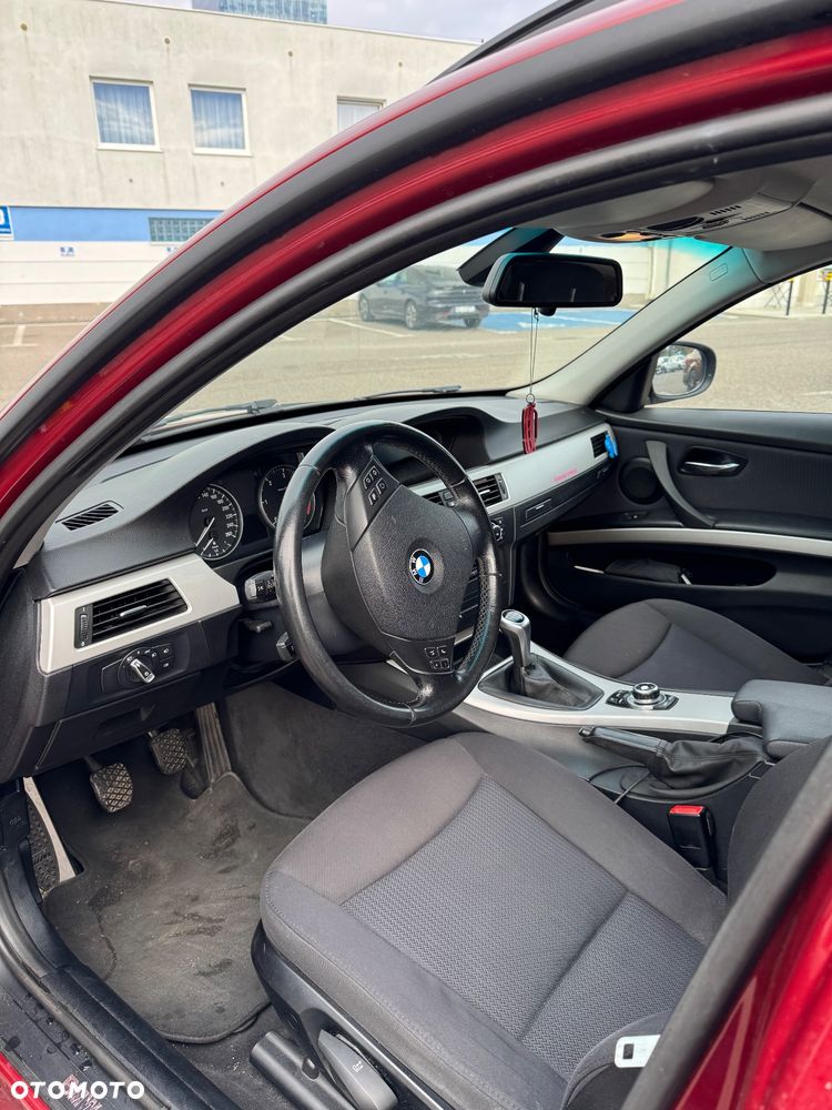 BMW Seria 3 320d - 16