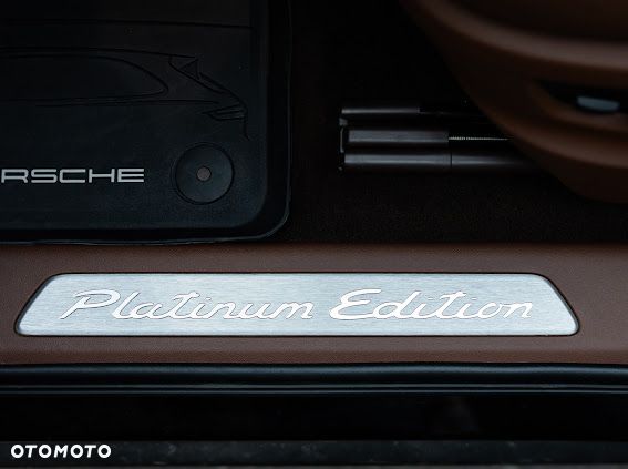 Porsche Cayenne Platinum Edition - 21