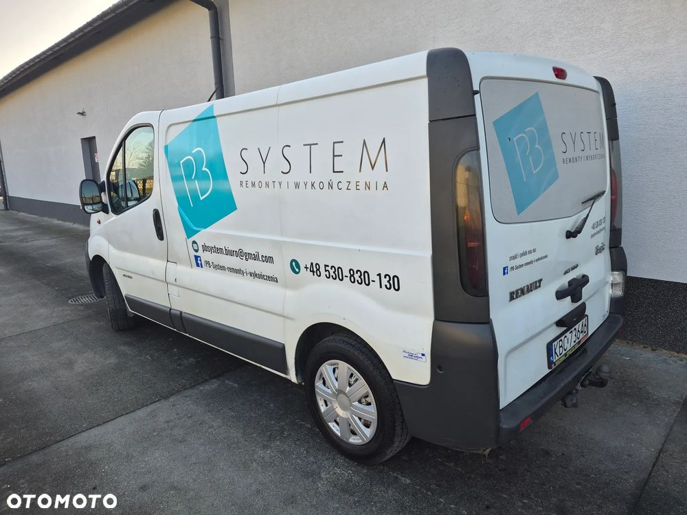 Renault TRAFIC - 2