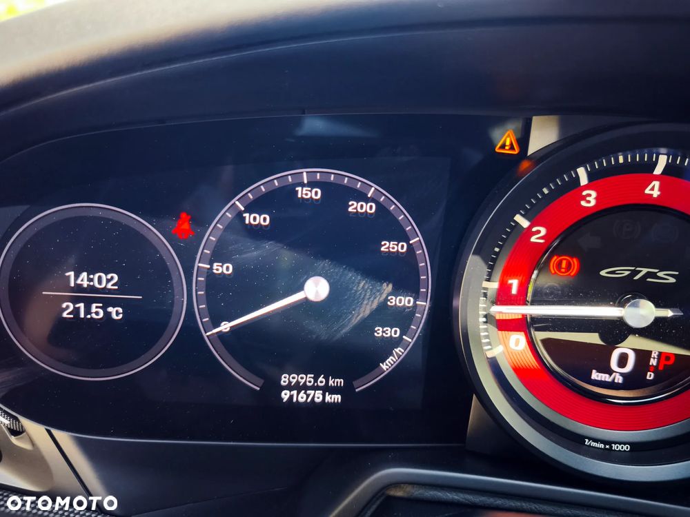 Porsche 911 Carrera GTS PDK - 32