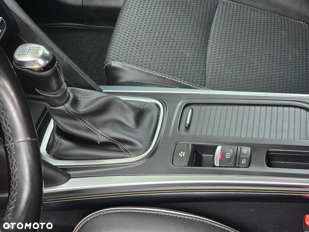 Renault Megane ENERGY dCi 130 Start & Stopp Bose Edition - 26