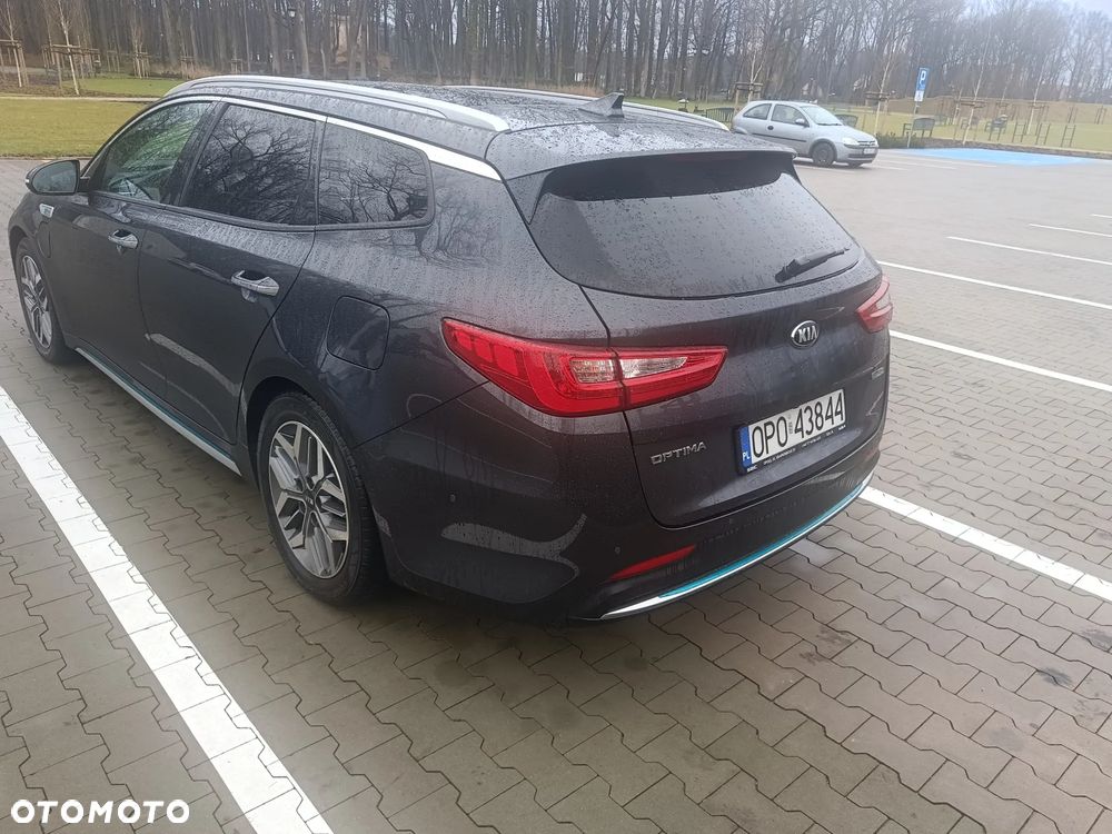 Kia Optima - 16