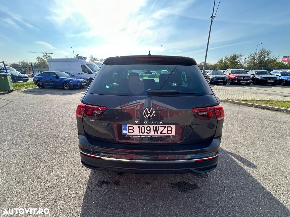 Volkswagen Tiguan - 4