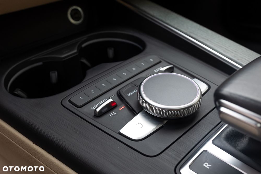 Audi A4 Limousine - 20