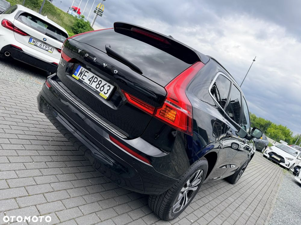 Volvo XC 60 B4 D AWD Momentum Pro - 7