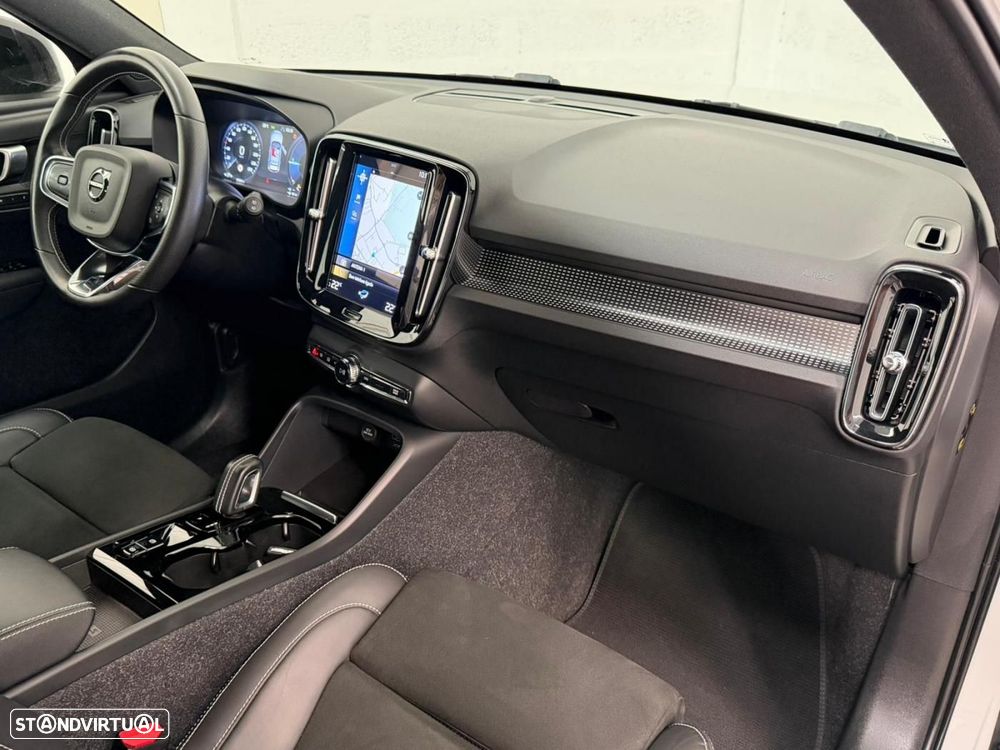 Volvo XC 40 1.5 T4 PHEV R-Design - 32