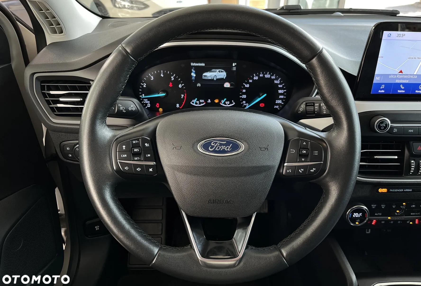 Ford Focus - 12