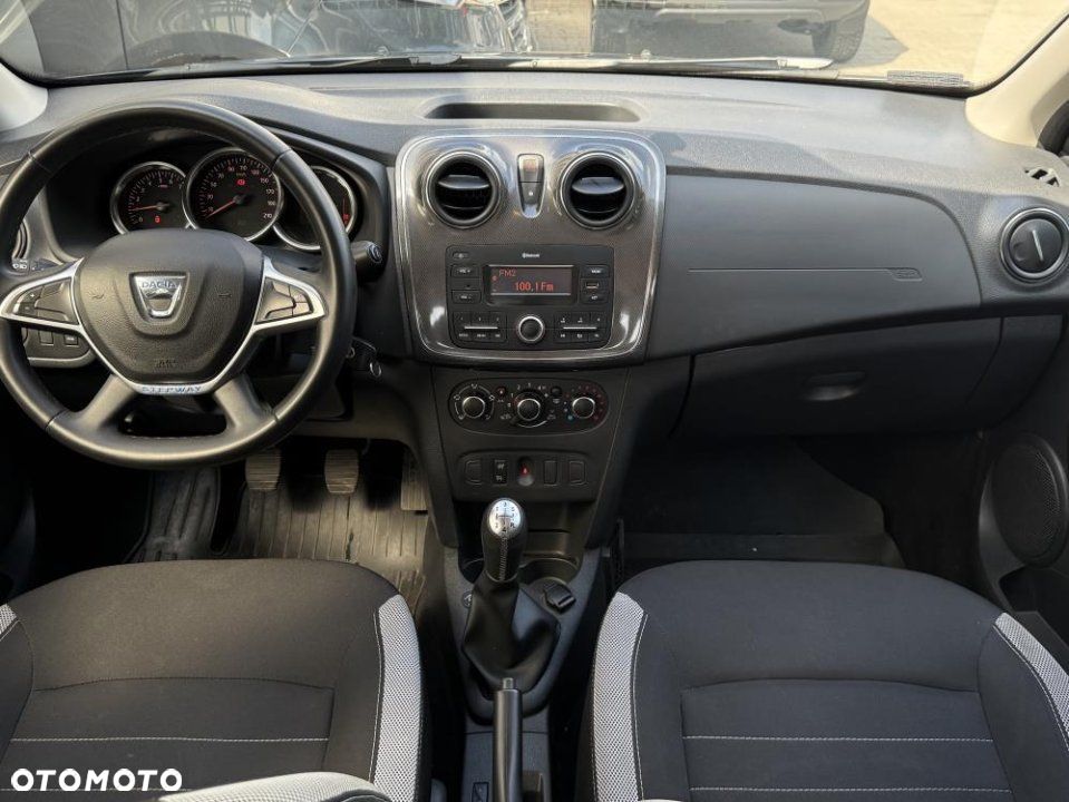 Dacia Sandero - 17