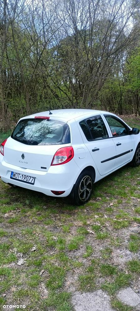 Renault Clio 1.2 16V Authentique Euro5 - 2